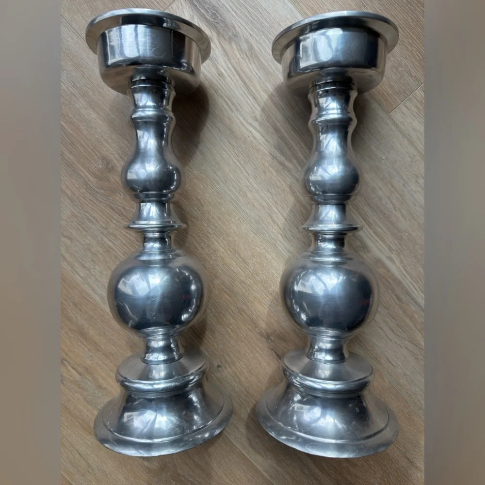 ❤️ Tall Vintage Silver Candlesticks Pair 13.5” – Beautiful Table or Mantel Decor - Picture 2 of 5